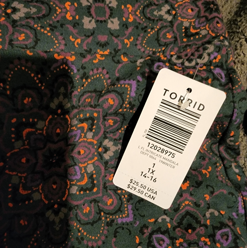 Torrid designed leggings